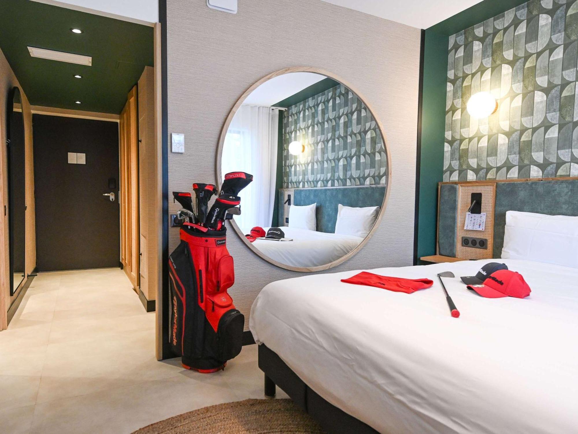 Mercure Brignoles Golf De Barbaroux & Spa Экстерьер фото